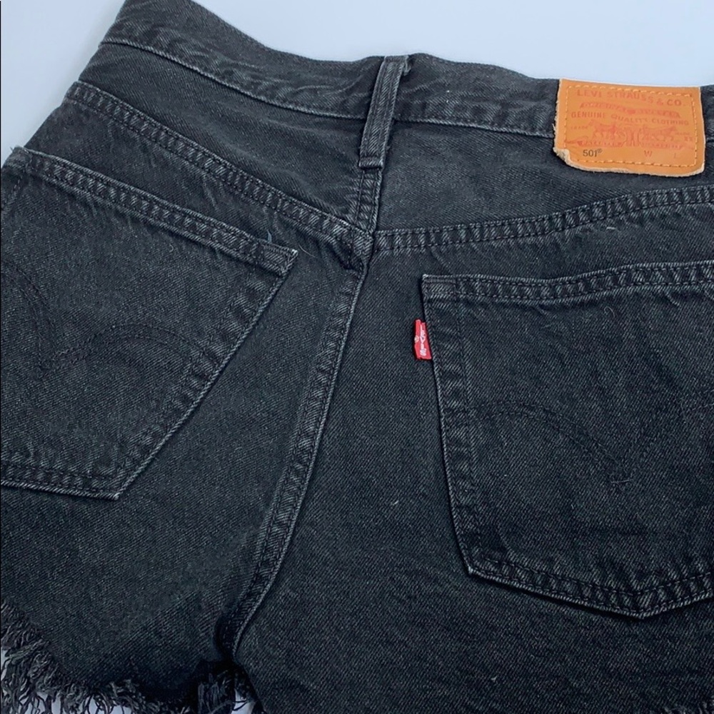 ❌❌SOLD❌❌🔹Black Levi shorts🔹 - Picture 6 of 8